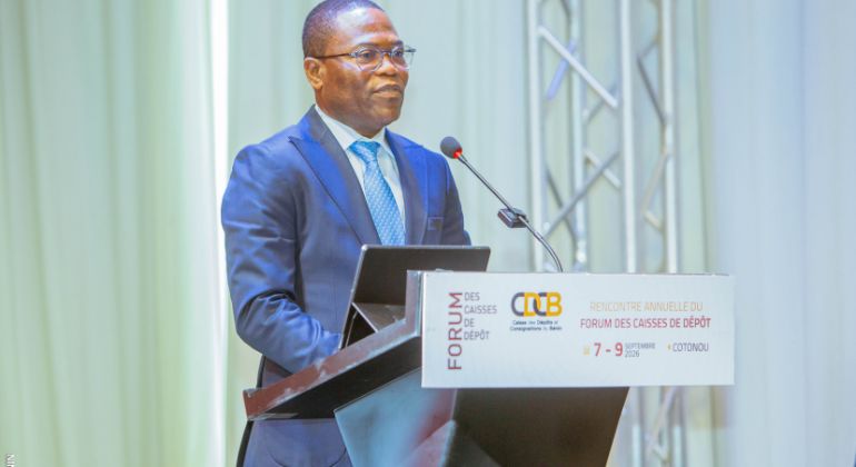 M. Nicolas YENOUSSI, Ministre délégué chargé des Finances et de la Microfinance, lors de la cérémonie d’ouverture